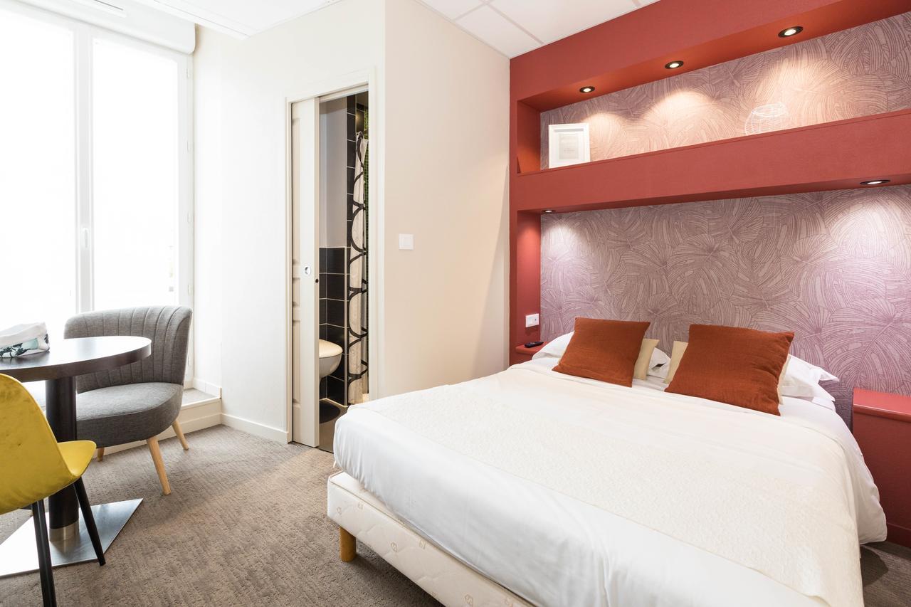 Cit'Hotel Les Alizes ดีนาร์ ภายนอก รูปภาพ